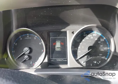 2018 Toyota Rav4 Xle z USA, uszkodzony, nr VIN JTMRFREV3JJ742385